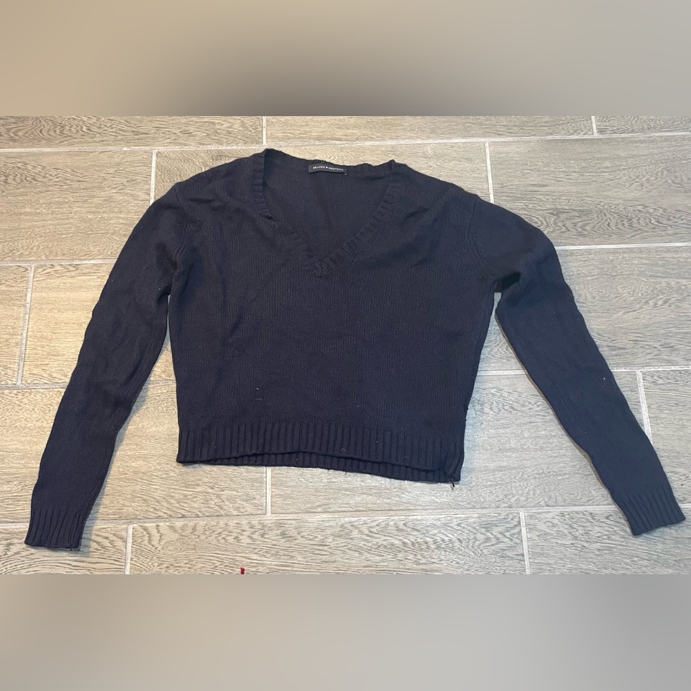 Brandy Melville Olivia Cotton Sweater